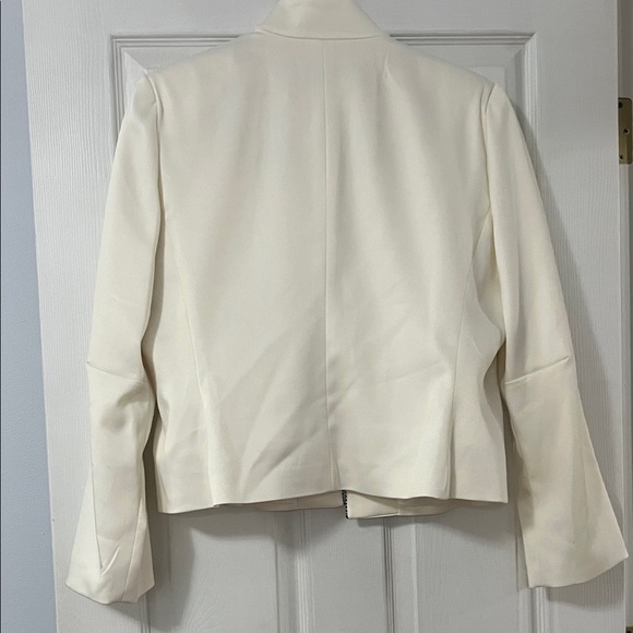 Sandra Darren Cream Women's Blazer and top set - Picture 4 of 8